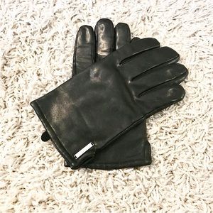 Calvin Klein leather gloves